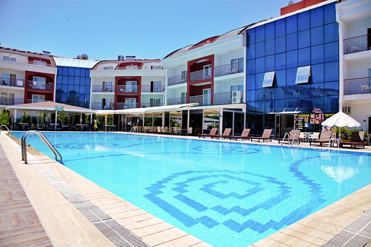 Hotel Legend